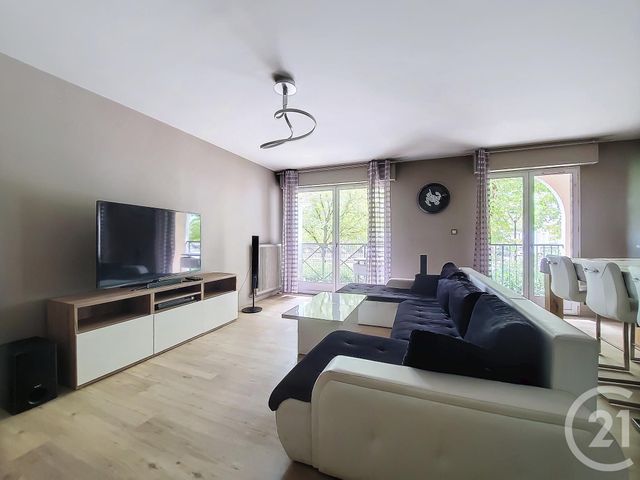 Appartement T2 à louer - 2 pièces - 73.1 m2 - NANTES - 44 - PAYS-DE-LOIRE - Century 21 By Ouest