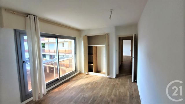 Appartement F3 à louer - 3 pièces - 80.0 m2 - NANTES - 44 - PAYS-DE-LOIRE - Century 21 By Ouest