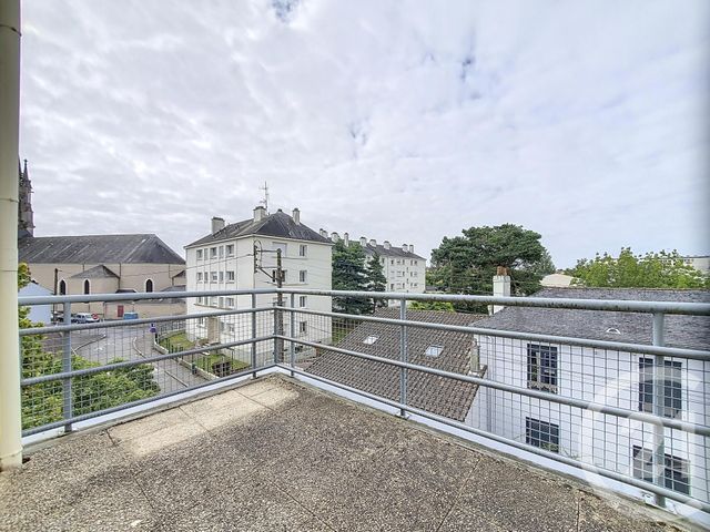 Appartement T5 à louer - 5 pièces - 102.38 m2 - REZE - 44 - PAYS-DE-LOIRE - Century 21 By Ouest